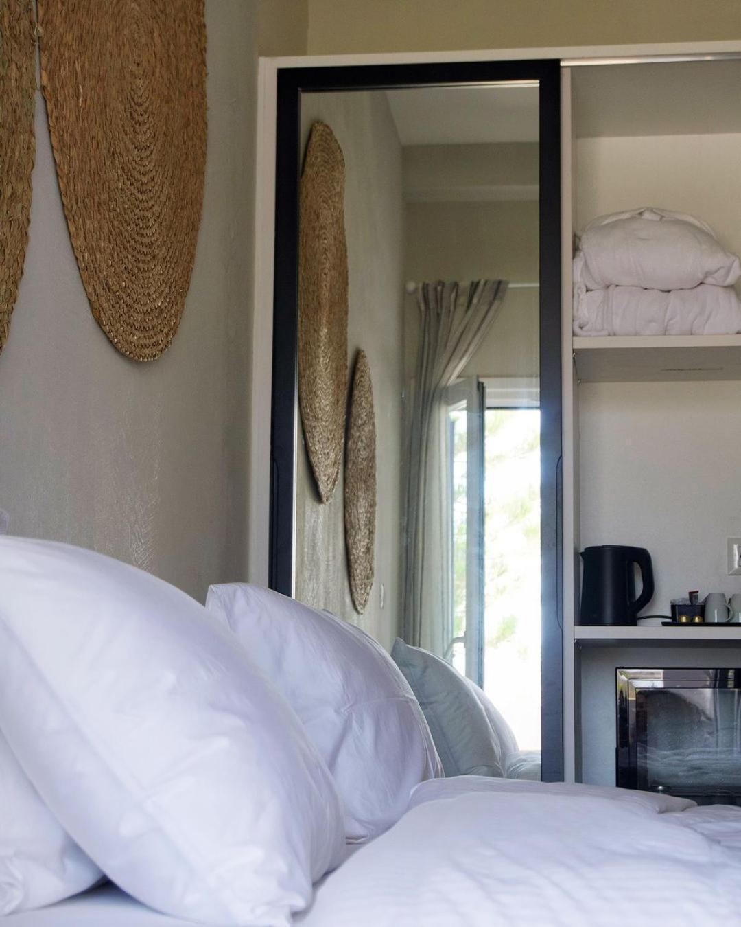 The Noverian Bios Santorini Boutique Hotel Fira  Quarto foto