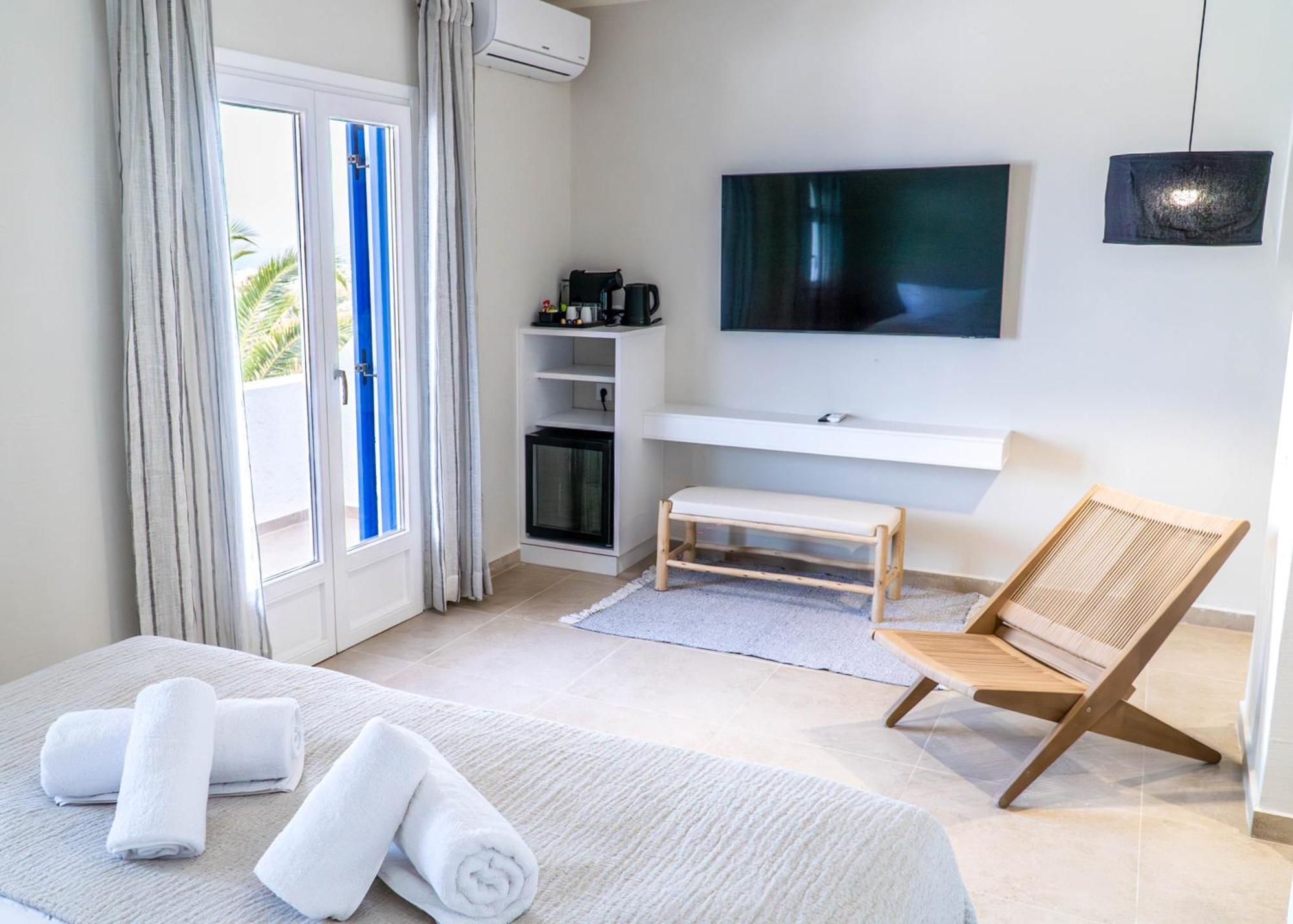 The Noverian Bios Santorini Boutique Hotel Fira  Quarto foto